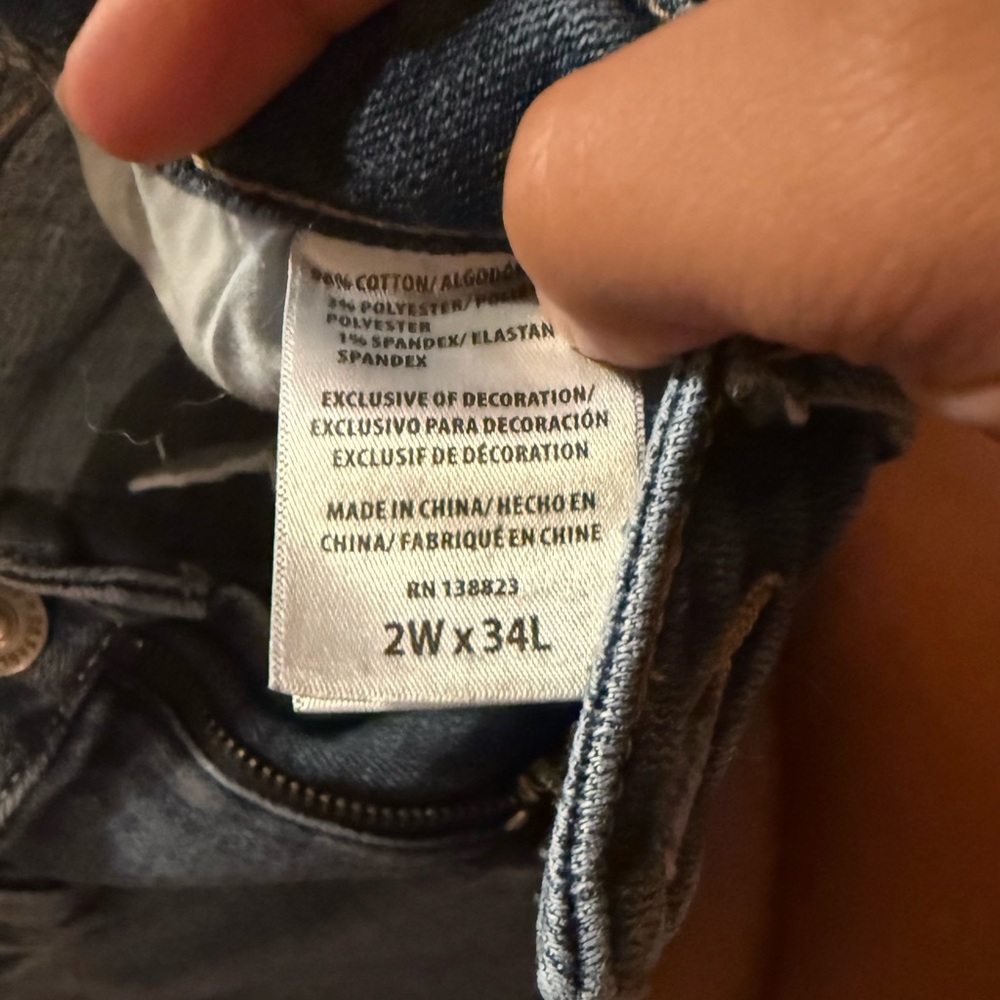 Idyllwind Women's Classic Blue Straight Leg Jeans - Picture 3 of 5